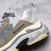 Load image into Gallery viewer, BALENCIAGA TRIPLE S split Size 35-45